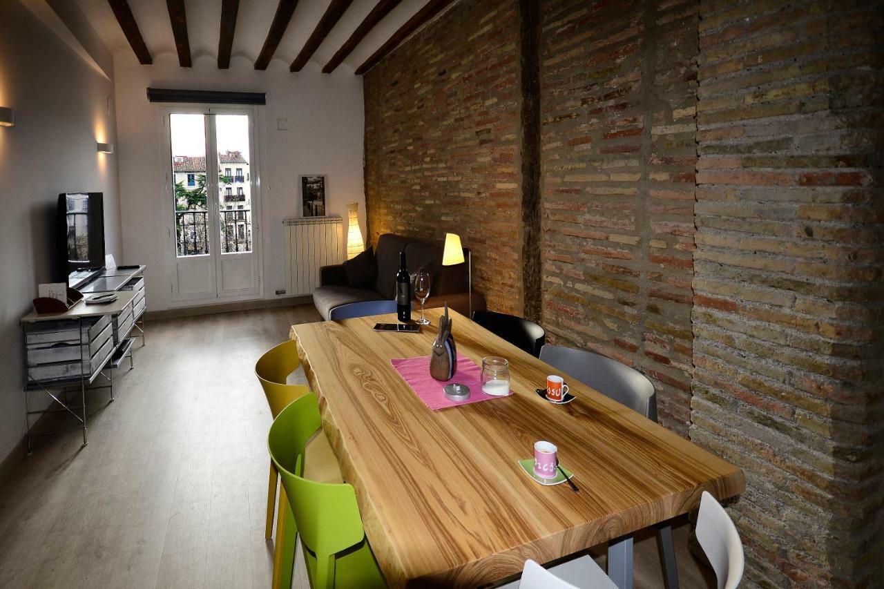 Casas Uva Plaza Mercado Logrono Luaran gambar